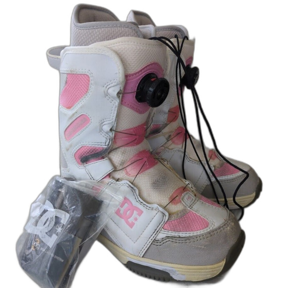 DC Shoe Co USA Girls 8L Snowboarding Boots Pink Tightening BOA Lacing System - Picture 1 of 9